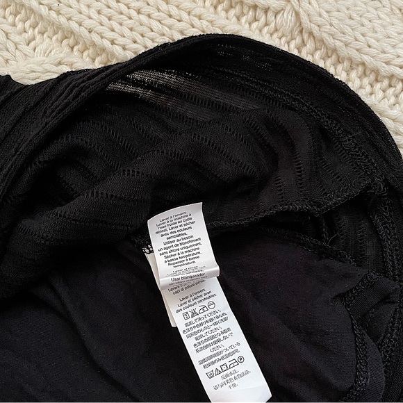 🌼2 for $20🌼 Textured Black Stripe Fit and Flare Mini Dress - Gap - Picture 8 of 11